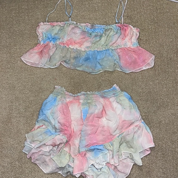 Two Piece Ruffle Set - Picture 2 of 2